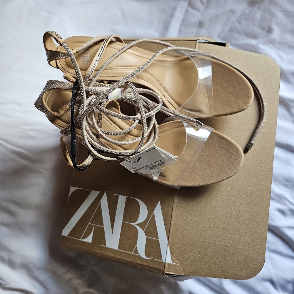 Shoes - Picture 7 of 10